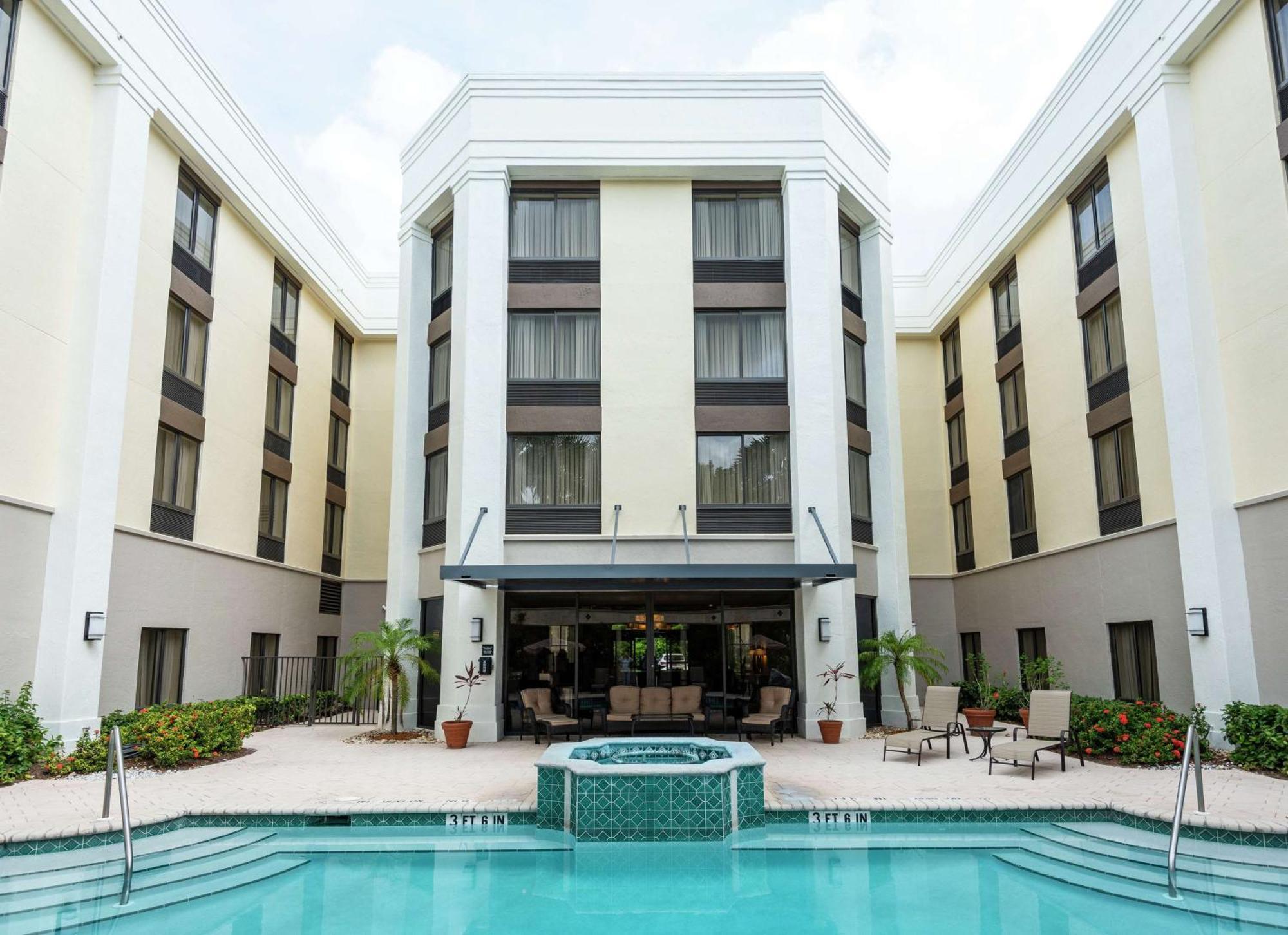 Hampton Inn Boca Raton Dış mekan fotoğraf
